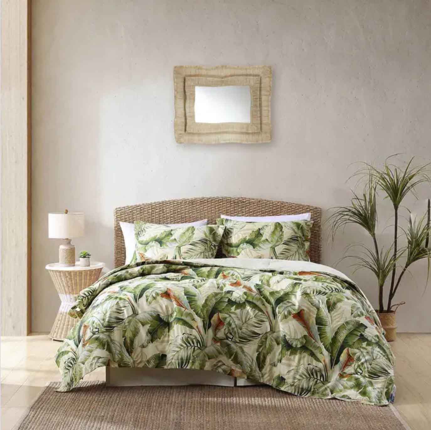 Patterned bedsheet in green and cream