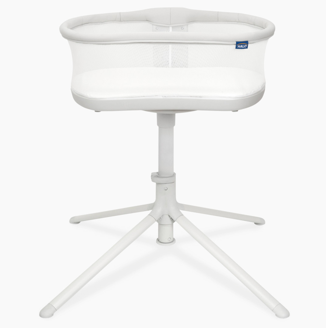 All-white standalone bassinet