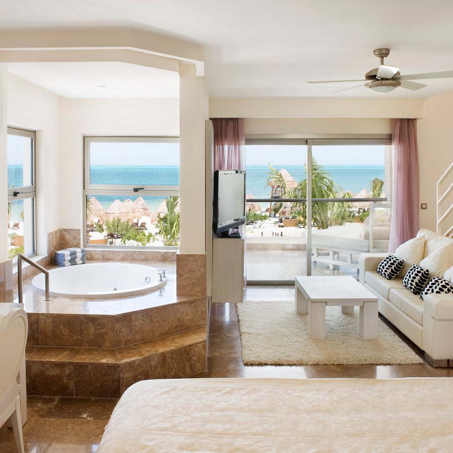 Beloved Playa Mujeres suite