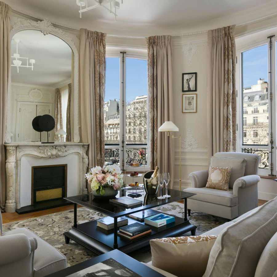 Hôtel Barrière Fouquet's Paris room