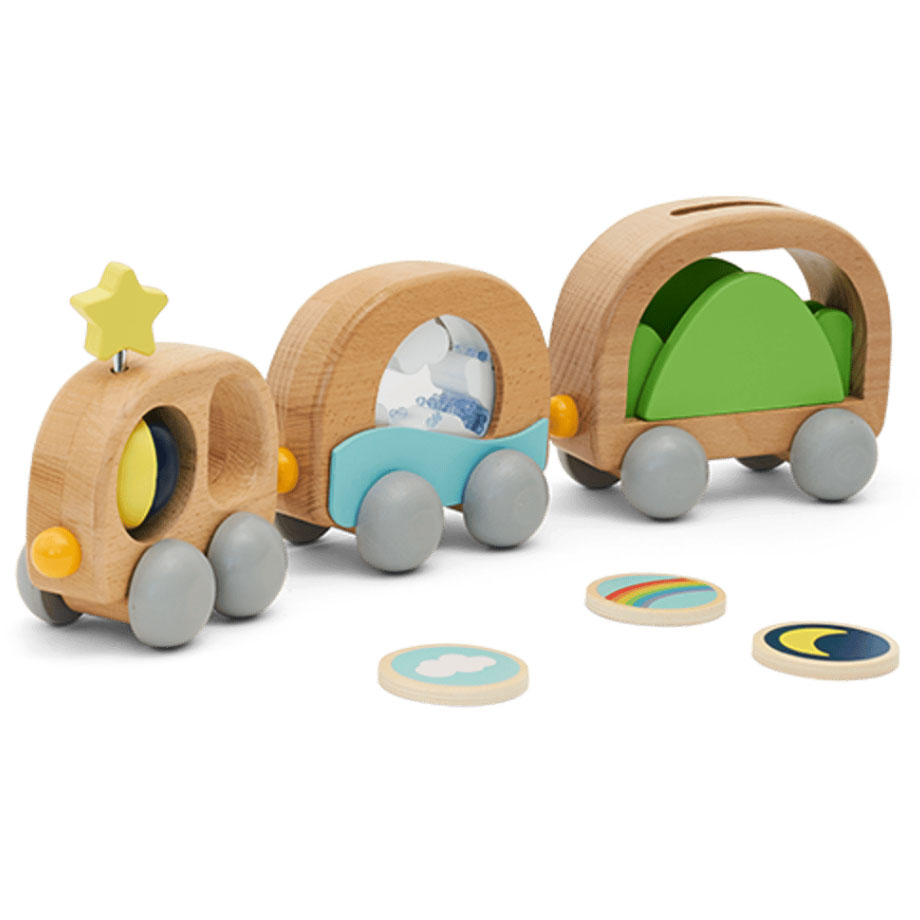 wooden magnetic car set with accesories