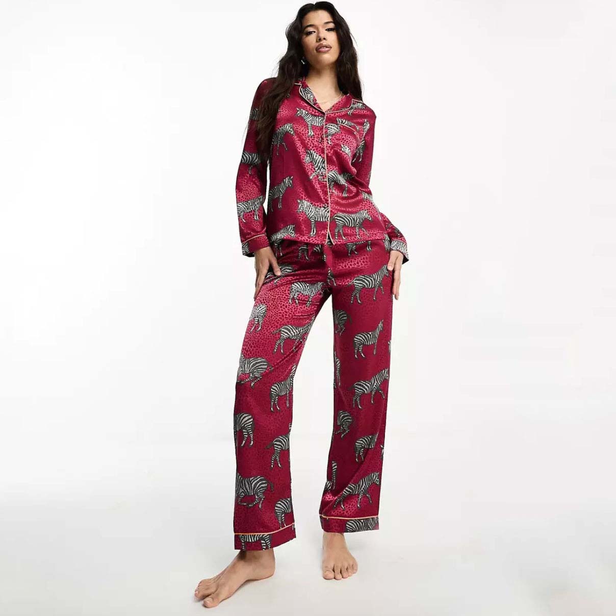 woman wearing chelsea peers silk pajama set